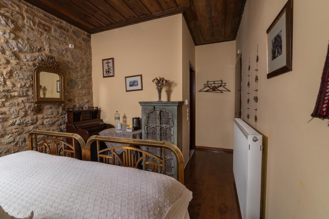 Proselinos Hotel Dimitsana Eksteriør billede