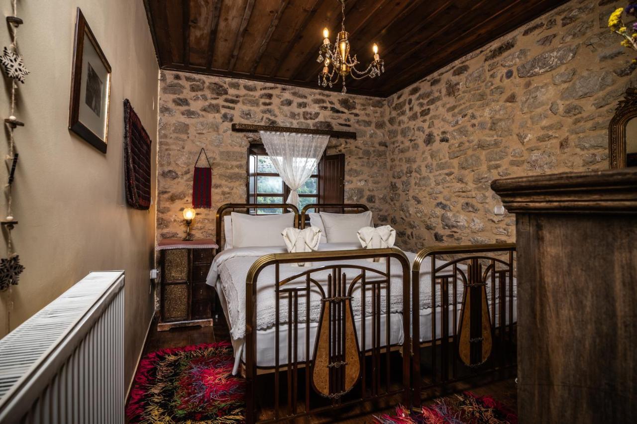 Proselinos Hotel Dimitsana Eksteriør billede