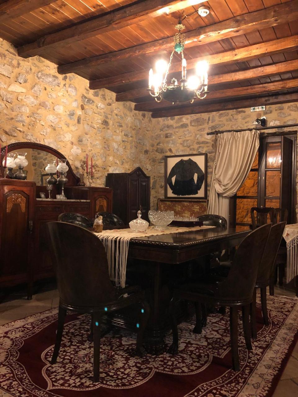 Proselinos Hotel Dimitsana Eksteriør billede